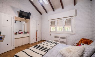 Quinta 6 ambientes en venta en Escobar con pileta