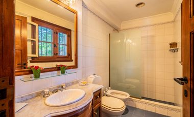 Quinta 6 ambientes en venta en Escobar con pileta