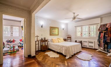 Quinta 6 ambientes en venta en Escobar con pileta