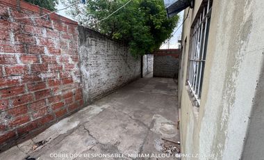 Departamento en venta c/ cochera en Monte Grande