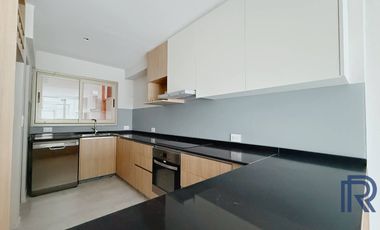 Departamento en venta c/ cochera en Centro