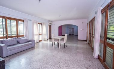 Casa en venta Sauce Viejo sobre Ruta 11