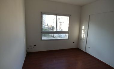 Departamento en alquiler en Lanus Oeste
