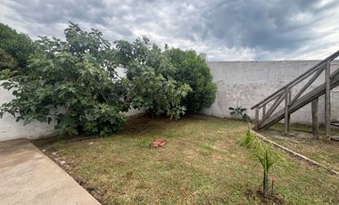 Venta Casa Quinta en Dos Lotes. Playa Dirada