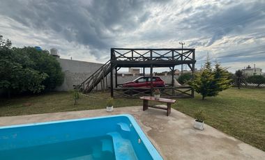 Venta Casa Quinta en Dos Lotes. Playa Dirada