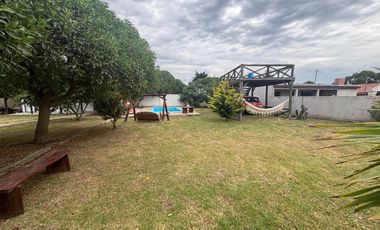 Venta Casa Quinta en Dos Lotes. Playa Dirada