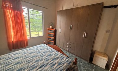 Venta Casa Quinta en Dos Lotes. Playa Dirada