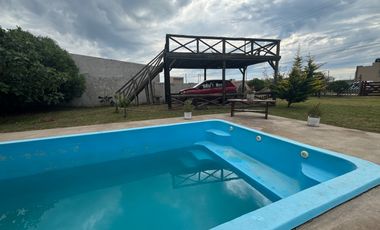 Venta Casa Quinta en Dos Lotes. Playa Dirada