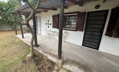 Venta Casa Quinta en Dos Lotes. Playa Dirada
