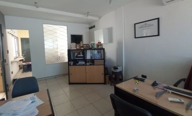 VENTA COMPLEJO DE 3 DEPARTAMENTOS EN CAPITAL