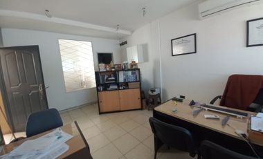 VENTA COMPLEJO DE 3 DEPARTAMENTOS EN CAPITAL