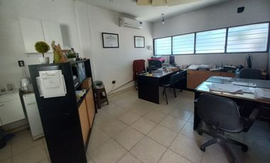 VENTA COMPLEJO DE 3 DEPARTAMENTOS EN CAPITAL