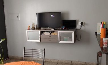 VENTA COMPLEJO DE 3 DEPARTAMENTOS EN CAPITAL