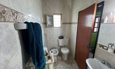 Departamento PB. 2 habitaciones, 2 baños. Capital