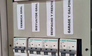 VENTA CASA REFACCIONADA. B° MENDOZA. VILLA KRAUSE.