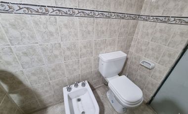 VENTA CASA REFACCIONADA. B° MENDOZA. VILLA KRAUSE.