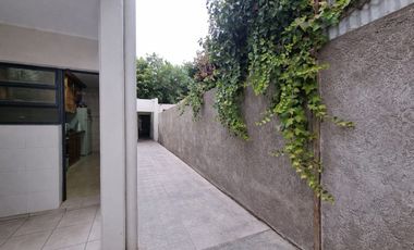 VENTA CASA REFACCIONADA. B° MENDOZA. VILLA KRAUSE.