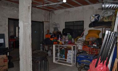 CASA 6 AMBIENTES EN VENTA MONTE GRANDE