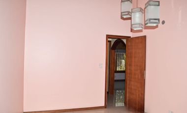 CASA 6 AMBIENTES EN VENTA MONTE GRANDE