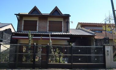 CASA 6 AMBIENTES EN VENTA MONTE GRANDE