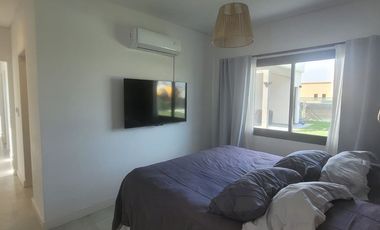 Casa 4 amb pileta venta Pueblos del Plata Hudson