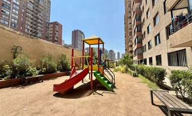 Departamento en Venta en OPORTUNIDAD!! SE ACEPTAN OFERTAS. Metro Santa Lucia y Metro Parque Almagro, Calle condor con San Francisco