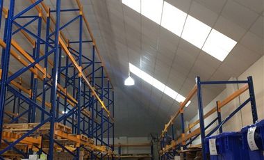 Oficina en Arriendo en av lo espejo antes de llegar a la calle astaburuaga