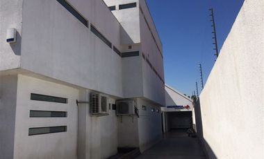 Oficina en Arriendo en av lo espejo antes de llegar a la calle astaburuaga