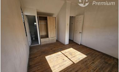 Casa en Venta en CASA EN VENTA EN CONEXION CON TODO EN ÑUÑOA