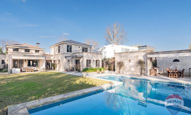 CASA EN VENTA EN ABRIL