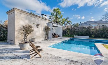 CASA EN VENTA EN ABRIL