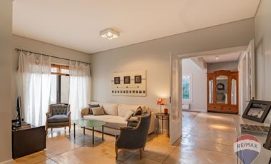 CASA EN VENTA EN ABRIL