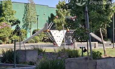 Departamento en Venta en Plaza Nicomedes Guzmán y la Plaza Madeco Vieja