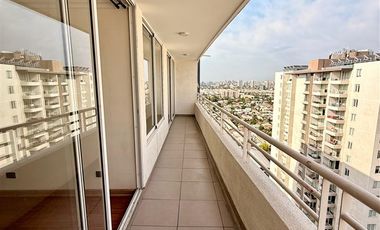 Departamento en Venta en Plaza Nicomedes Guzmán y la Plaza Madeco Vieja