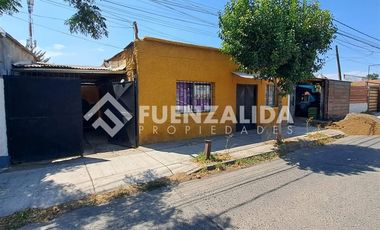 Casa en Venta en Piramide/ Tomas de Campanella