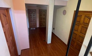 Venta de Edificio con 2 Galpones y 4 Departamentos