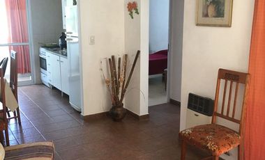 Venta de Edificio con 2 Galpones y 4 Departamentos