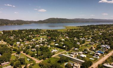 VENTA CASA 3 DORM CON PILETA EN POTRERO DE GARAY