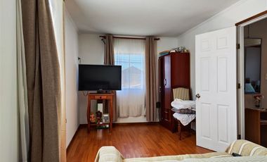 Casa en Arriendo en Arriendo Casa 4D 2B 1Est, Maipú