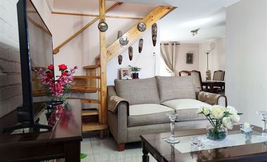 Casa en Arriendo en Arriendo Casa 4D 2B 1Est, Maipú