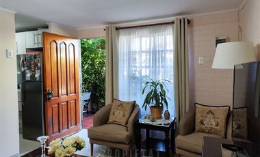 Casa en Arriendo en Arriendo Casa 4D 2B 1Est, Maipú