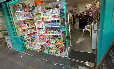 Terreno en venta en Ramos con renta en av de mayo