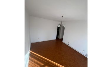 Departamento 2 ambientes en zona La Perla para estudiantes