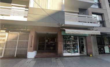 Departamento 2 ambientes en zona La Perla para estudiantes