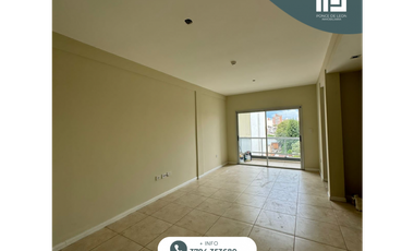 Ed. Jujuy 625 Depto de 3 Habitaciones con cochera.