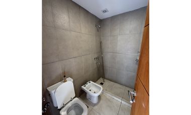 Ed. Jujuy 625 Depto de 3 Habitaciones con cochera.