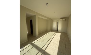 Ed. Jujuy 625 Depto de 3 Habitaciones con cochera.