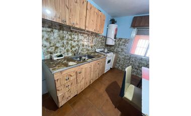 FINANCIADO Chalet mas departamento, Santa Elena