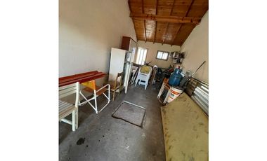 FINANCIADO Chalet mas departamento, Santa Elena