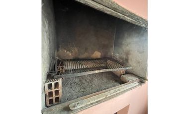 FINANCIADO Chalet mas departamento, Santa Elena